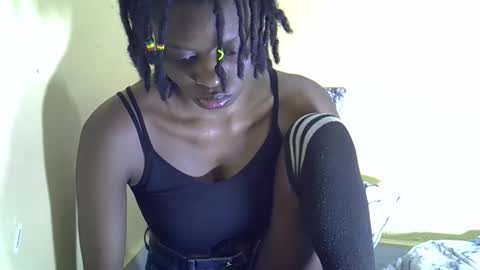 lovelymee2 online show from 09-28-25, 09:31