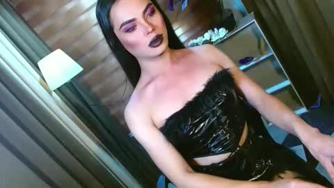 lovelymiss_shyna11 online show from 05-03-26, 05:35
