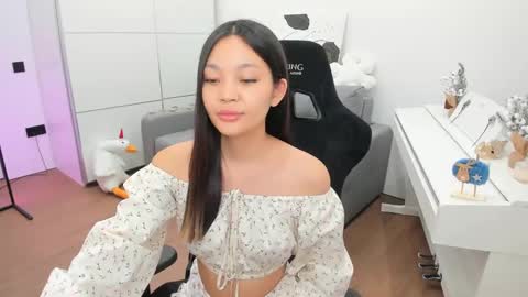 kim online show from 12-15-24, 10:15