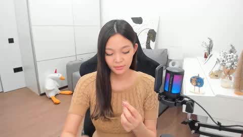 kim online show from 12-16-24, 08:37