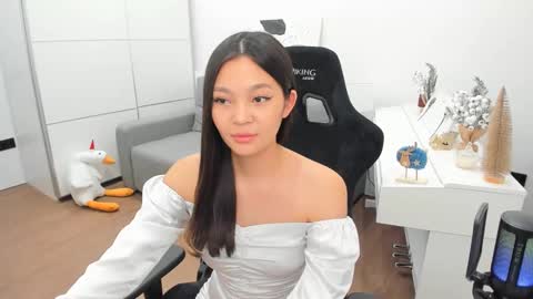 kim online show from 12-16-24, 11:39