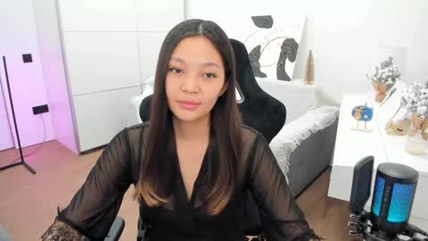 kim online show from 12-17-24, 06:53