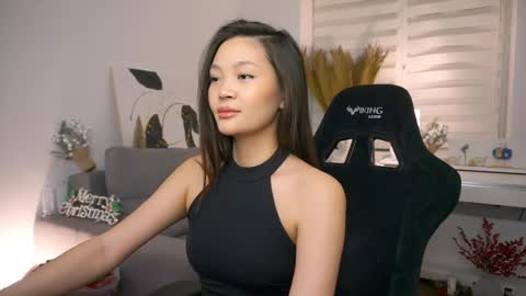 kim online show from 12-24-24, 08:38
