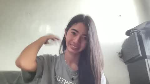 lovelyours_kishia online show from 04-15-26, 01:34