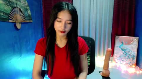 Snapshot of lovelypetite143 chatting on 07-05-26, 04:19 lovelypetite143 online show from 07-05-26, 04:19