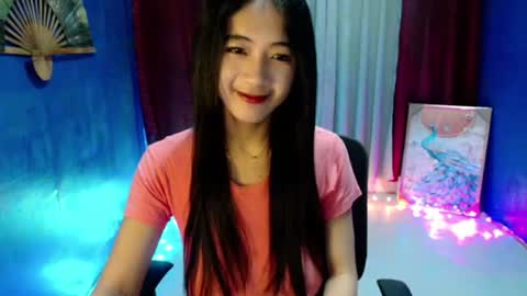 Snapshot of lovelypetite143 chatting on 07-05-26, 07:21 lovelypetite143 online show from 07-05-26, 07:21