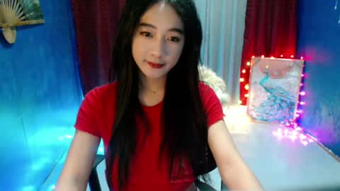 Snapshot of lovelypetite143 chatting on 08-01-26, 08:24 lovelypetite143 online show from 08-01-26, 08:24