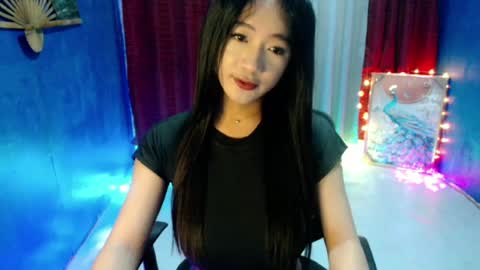 Snapshot of lovelypetite143 chatting on 08-03-26, 05:27 lovelypetite143 online show from 08-03-26, 05:27