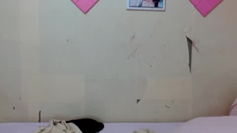 Snapshot of lovelypetitebigcock chatting on 02-22-25, 02:41 lovelypetitebigcock online show from 02-22-25, 02:41