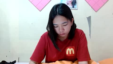 lovelypetitebigcock online show from 12-22-25, 10:01