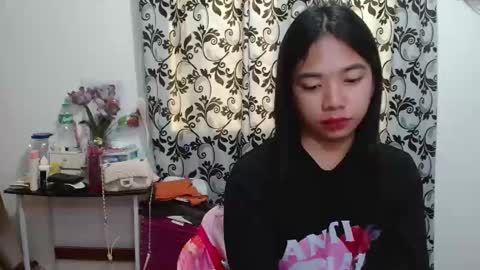 lovelypetitebigcock online show from 01-12-26, 05:23