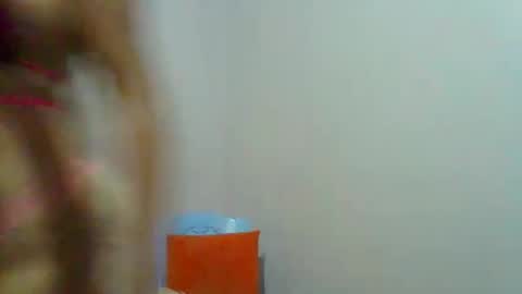 Snapshot of lovelyy_dreams chatting on 05-23-26, 12:27 Hanna online show from 05-23-26, 12:27