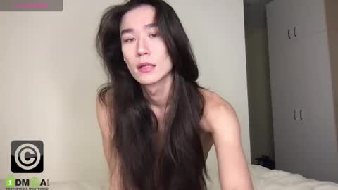 Mikie online show from 02-26-25, 05:39