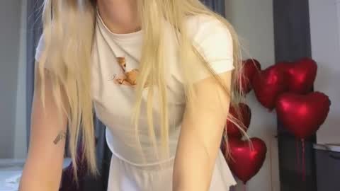 Snapshot of lovendy chatting on 02-18-25, 04:48 NTMY IM LANA online show from 02-18-25, 04:48
