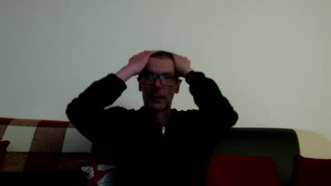 lovepvcearly50s online show from 12-17-25, 08:15