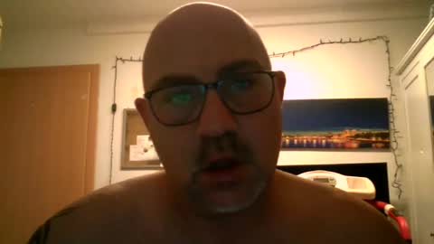 lover010983 online show from 01-10-25, 07:04