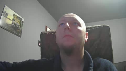 Snapshot of lover582553 chatting on 02-12-25, 12:01 lover582553 online show from 02-12-25, 12:01