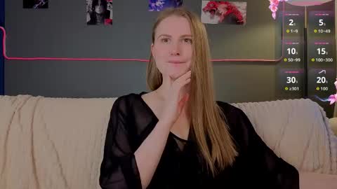 Snapshot of lover_daisy_ chatting on 05-09-26, 11:48 DAISY online show from 05-09-26, 11:48