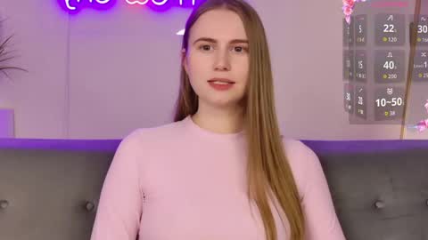 Snapshot of lover_daisy_ chatting on 05-23-26, 12:42 DAISY online show from 05-23-26, 12:42