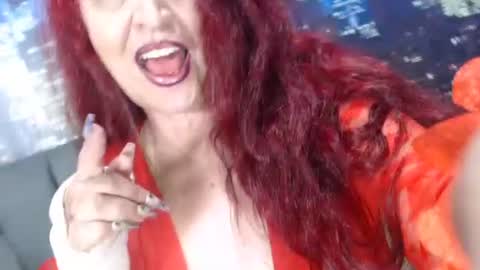 Snapshot of lover_mature2 chatting on 06-26-26, 05:50 Mature lover2 online show from 06-26-26, 05:50