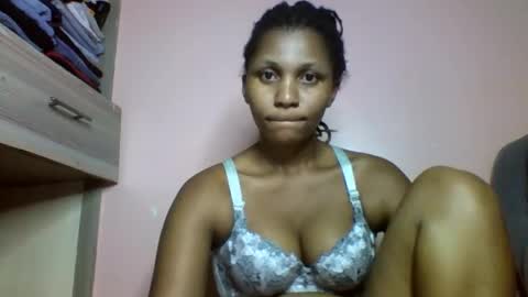 lovergal257 online show from 05-10-26, 08:03