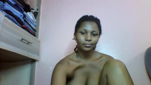 lovergal257 online show from 05-11-26, 09:26