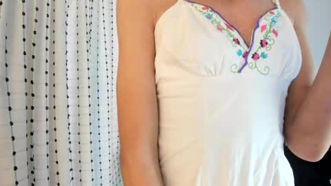 loverisu online show from 09-20-25, 08:10