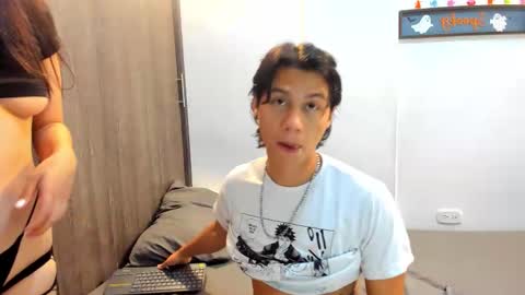 Lovers Clover X online show from 09-20-25, 11:39