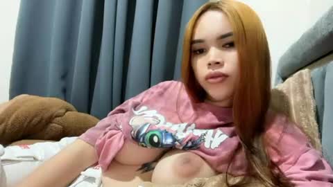 Snapshot of lovers_dreamx chatting on 07-11-26, 08:44 Sandy online show from 07-11-26, 08:44