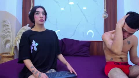sofia and bryan online show from 04-21-26, 02:04