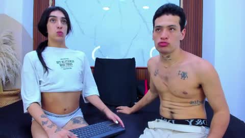 sofia and bryan online show from 05-01-26, 01:10