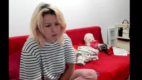 lovesally7 online show from 09-22-25, 10:34