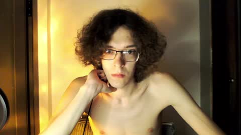 Snapshot of lovesomecookies chatting on 05-15-26, 05:53 LovesomeCookie online show from 05-15-26, 05:53