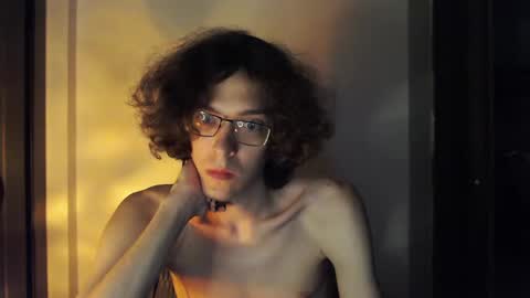 Snapshot of lovesomecookies chatting on 05-20-26, 06:58 LovesomeCookie online show from 05-20-26, 06:58