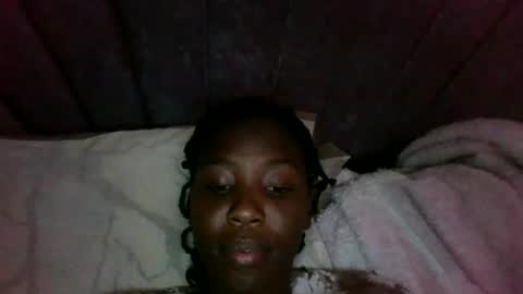 lovespread2026 online show from 07-25-26, 01:08