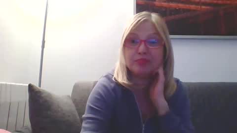 Marlyn online show from 01-08-25, 04:44