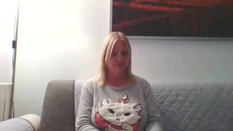 Marlyn online show from 04-22-26, 10:22