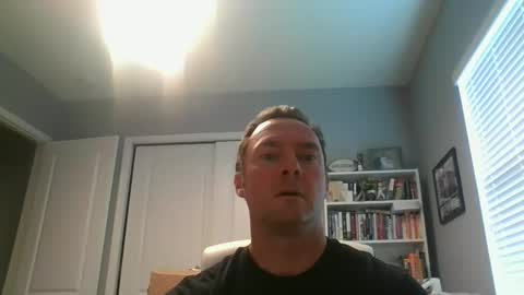 lovethewomen10 online show from 12-15-24, 06:26