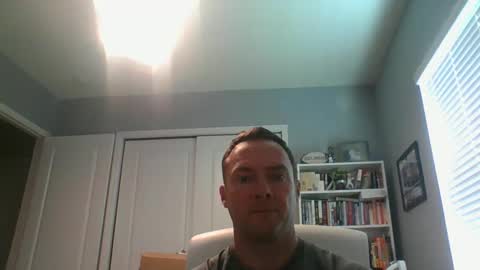lovethewomen10 online show from 12-19-24, 07:29