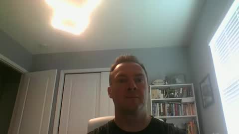 lovethewomen10 online show from 02-25-25, 04:21