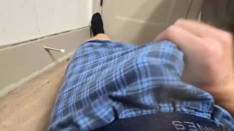 Snapshot of loveyoustreamer chatting on 10-28-25, 11:51 loveyoustreamer online show from 10-28-25, 11:51