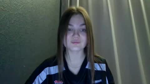 loviesimone online show from 12-14-25, 09:52