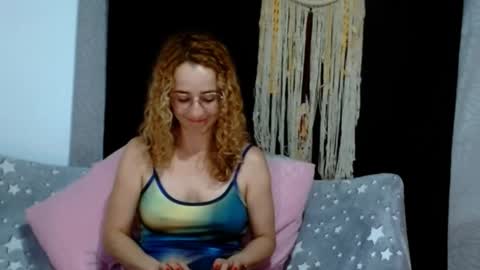 Snapshot of loving__lily chatting on 02-19-25, 12:57 loving online show from 02-19-25, 12:57