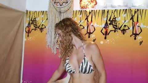 Snapshot of loving__lily chatting on 10-11-25, 05:22 loving online show from 10-11-25, 05:22