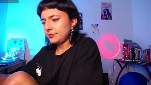 loving_alma online show from 09-25-25, 02:04