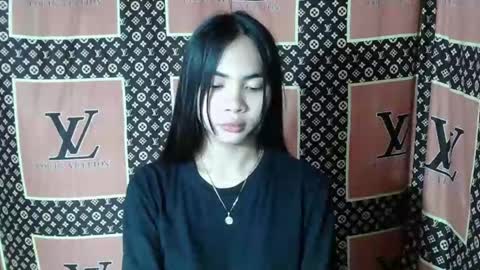 Snapshot of loving_rhean chatting on 12-22-25, 11:51 loving_rhean online show from 12-22-25, 11:51