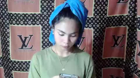 Snapshot of loving_rhean chatting on 01-14-26, 11:38 loving_rhean online show from 01-14-26, 11:38