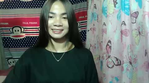 Snapshot of loving_rhean chatting on 05-10-26, 02:28 loving_rhean online show from 05-10-26, 02:28