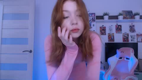 Snapshot of lower_angel chatting on 12-11-24, 08:50 Loly online show from 12-11-24, 08:50