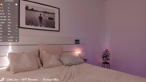 Snapshot of lowfreqsiren chatting on 01-03-25, 01:14 . online show from 01-03-25, 01:14